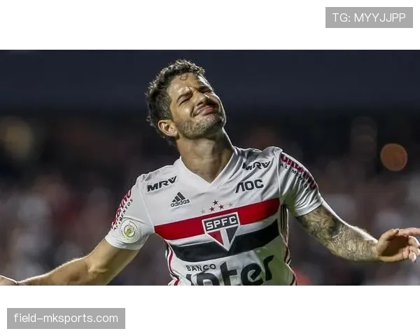 埃斯帕尼奥尔新赛季目标明确，展现强劲实力备受关注